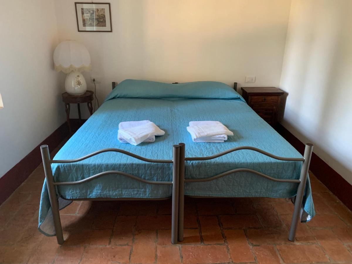 דירות דוניני Casale Gli Ulivi מראה חיצוני תמונה
